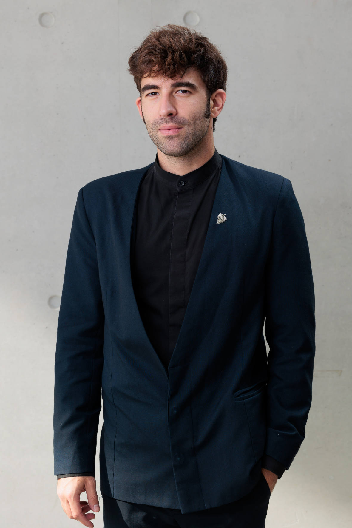 Sommelier Dimitris Zannikos forges lasting bonds with local producers. © Delta