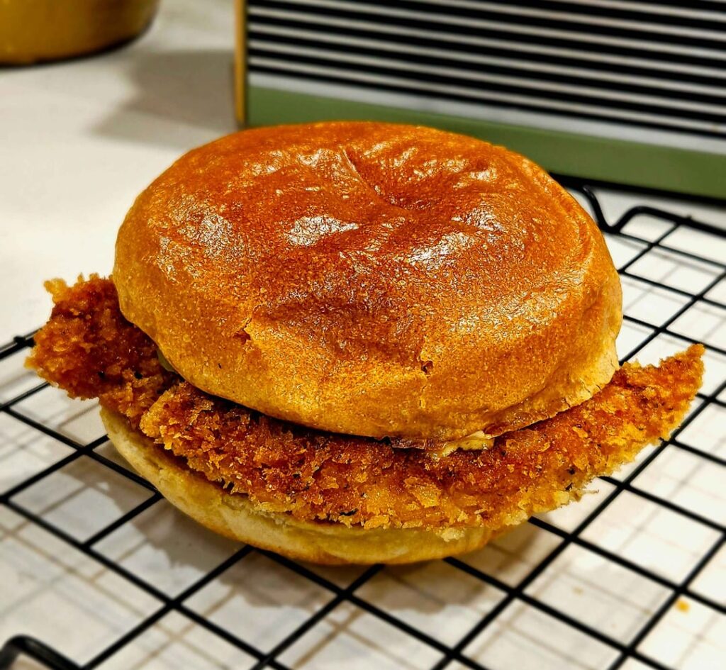 Fried chicken sandwich