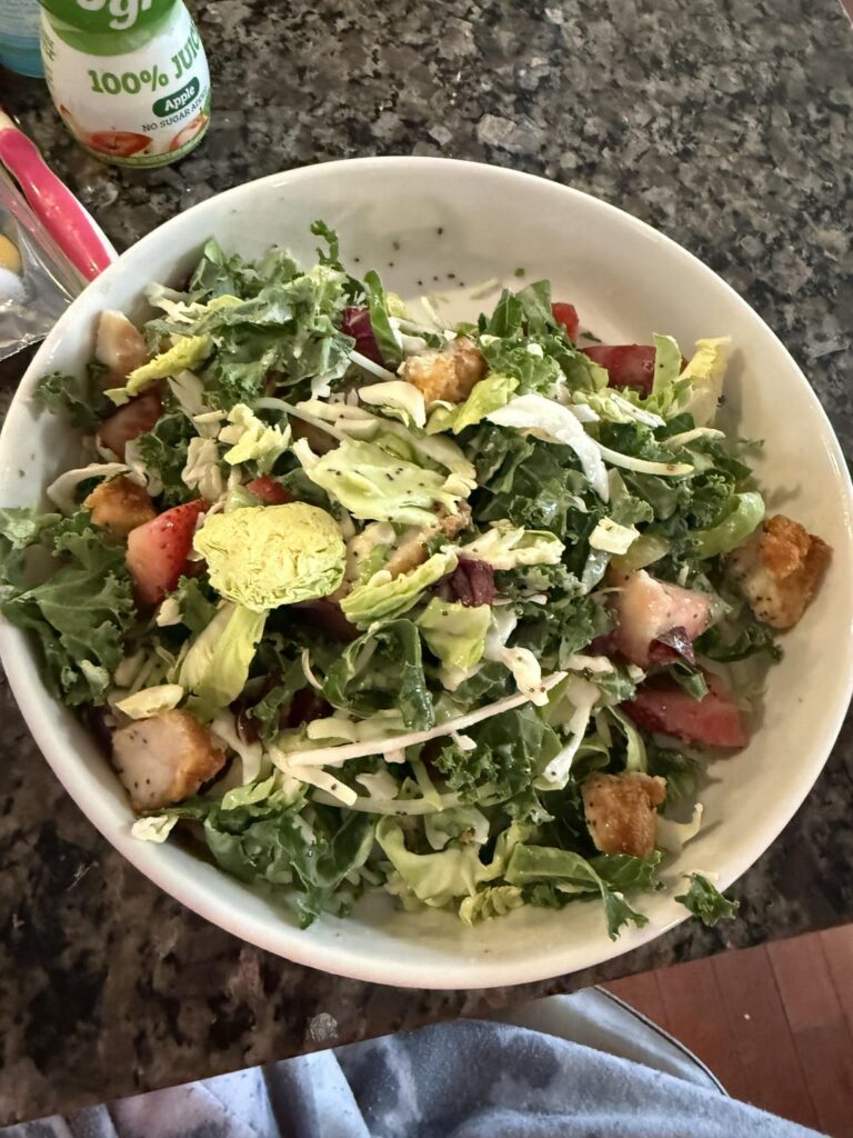 Big salad with chicken for less than 250 cal!