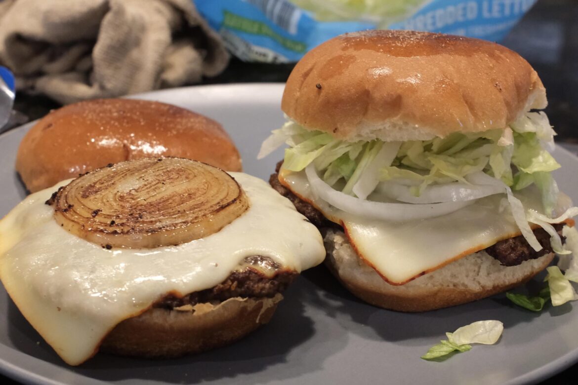 Raw and grilled onions for my burgers