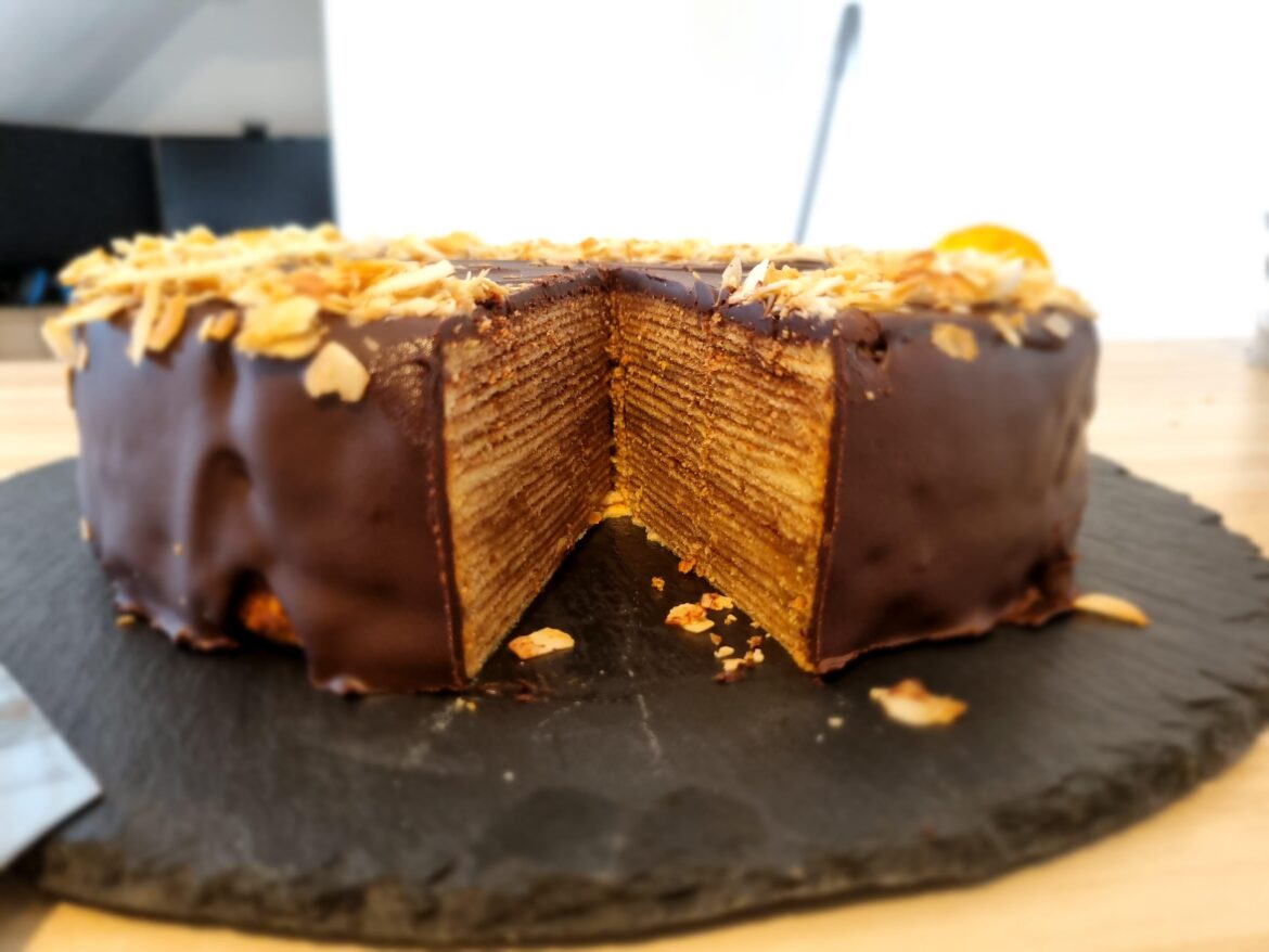 I did a thing. Managed a 25 layer Baukuchen with my cleanest layers yet.