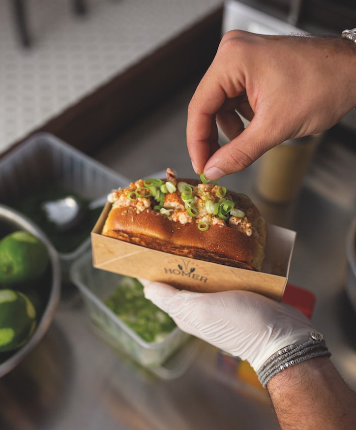 Lobster roll, Homer, Paris