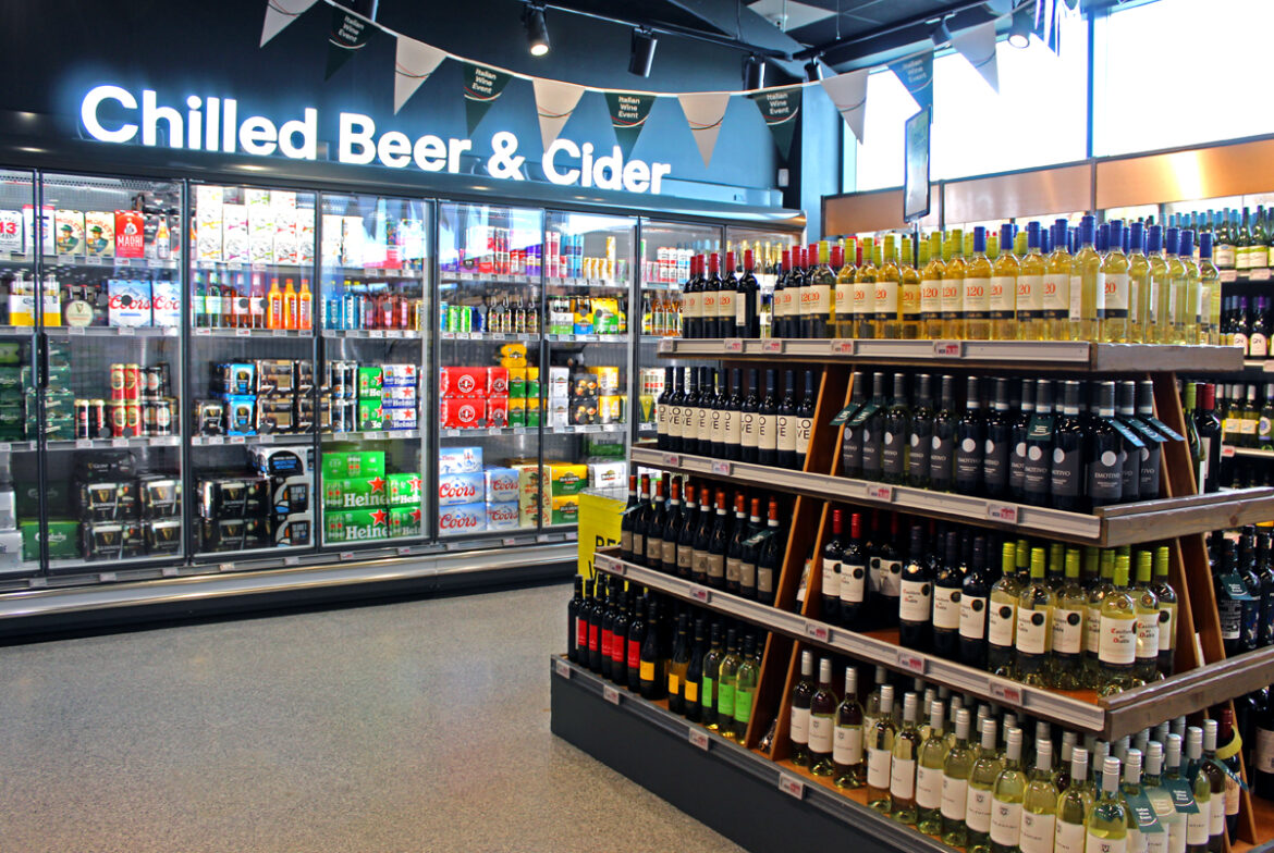 SuperValu Carndonagh uncorks incredible Italian wine deals! SuperValu Carndonagh uncorks incredible Italian wine deals!