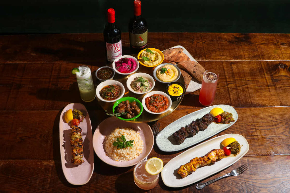 Dear Daphni – Review – Rittenhouse – Philadelphia Dear Daphni - Review - Rittenhouse - Philadelphia