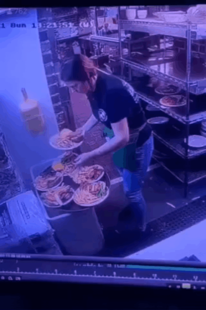 One of the waiters at your workplace does this during the busiest hours — what’s the most calm way you’d respond?