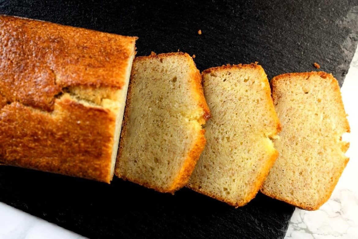 Moist banana bread