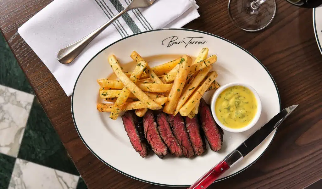 Steak and Frite on a plate.