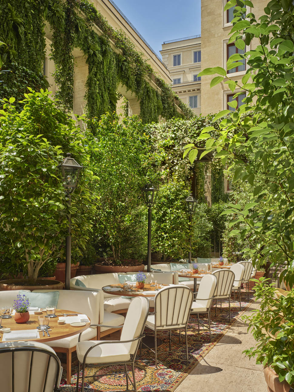 The Rome EDITION Garden