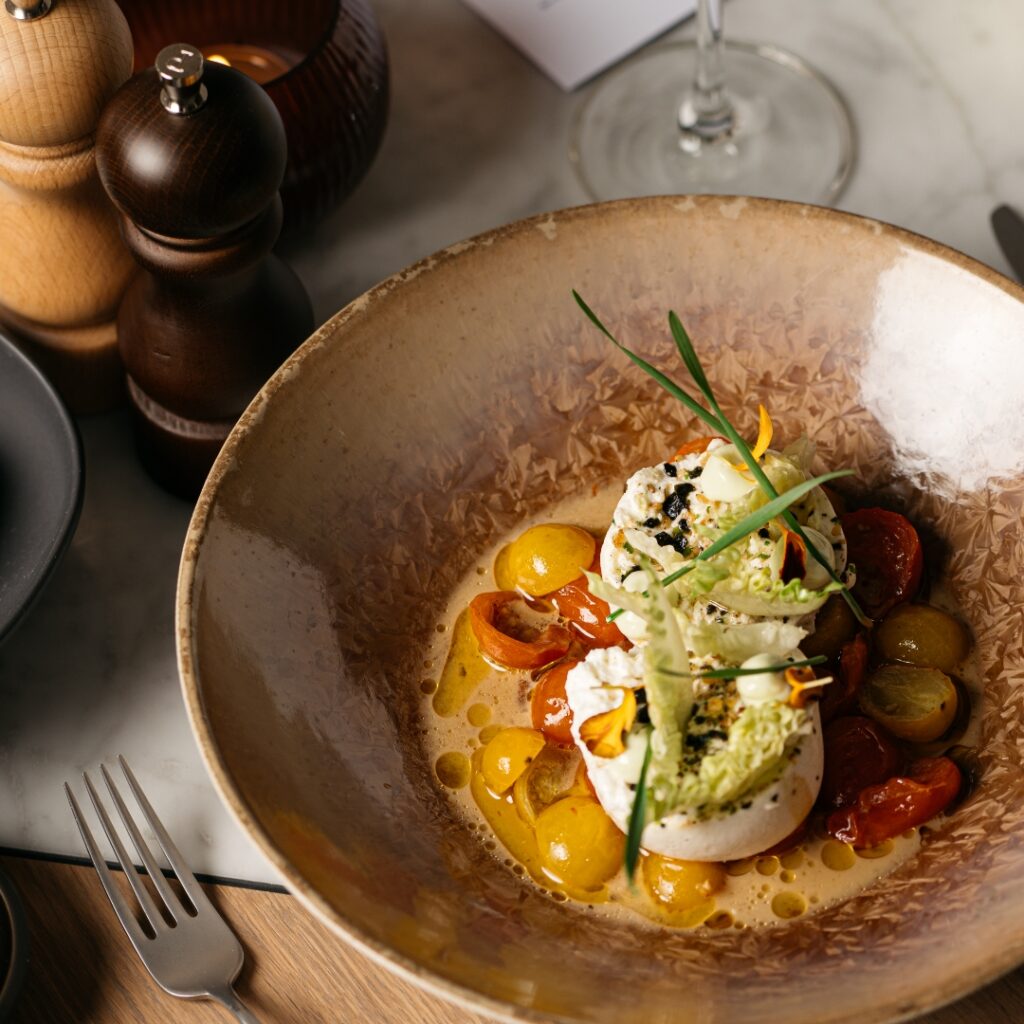 Bistro Francis - Chapeau Magazine