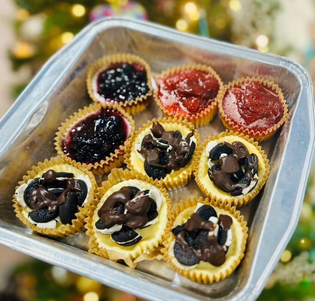 Homemade mini cheesecake