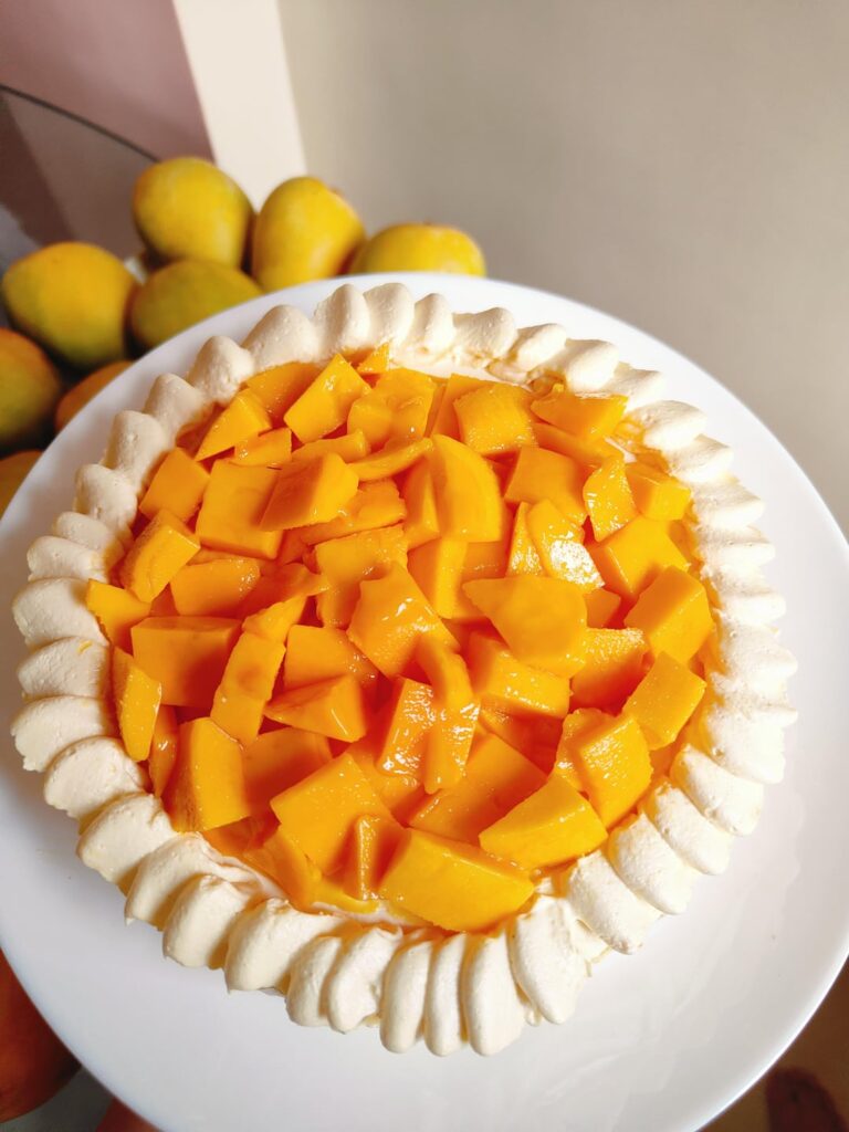 Mango Fresh Cream Cake