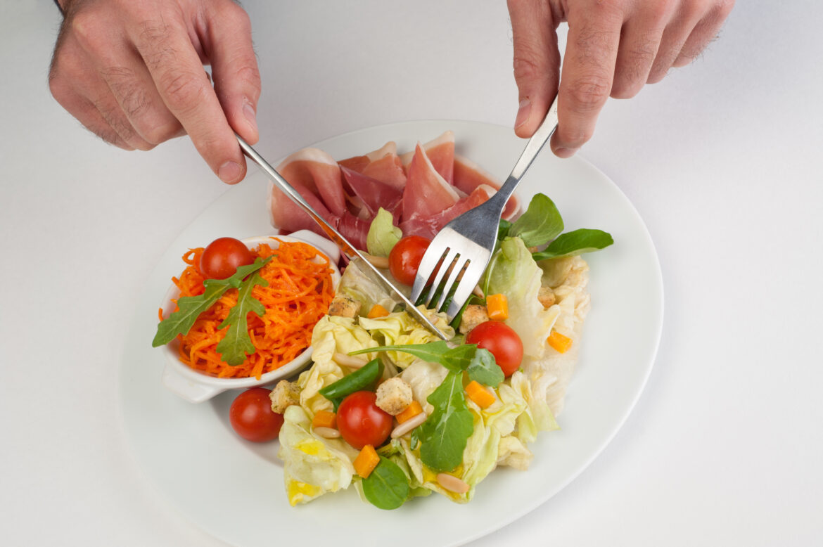 Reducing the proportion of animal protein in the diet of the French population: contrasting environmental impacts Reducing the proportion of animal protein in the diet of the French population: contrasting environmental impacts