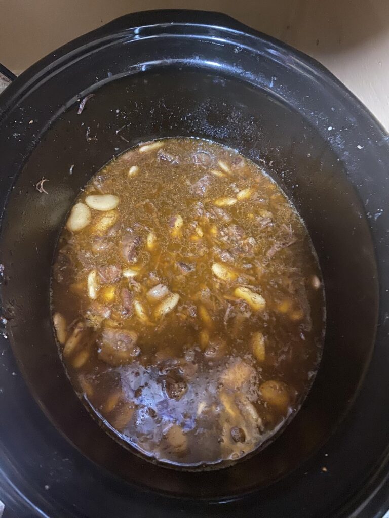 I slow cooked some oxtails overnight for the upcoming work week. Added some butter beans at the last hour. Served with Dominican rice and seasoned corn.