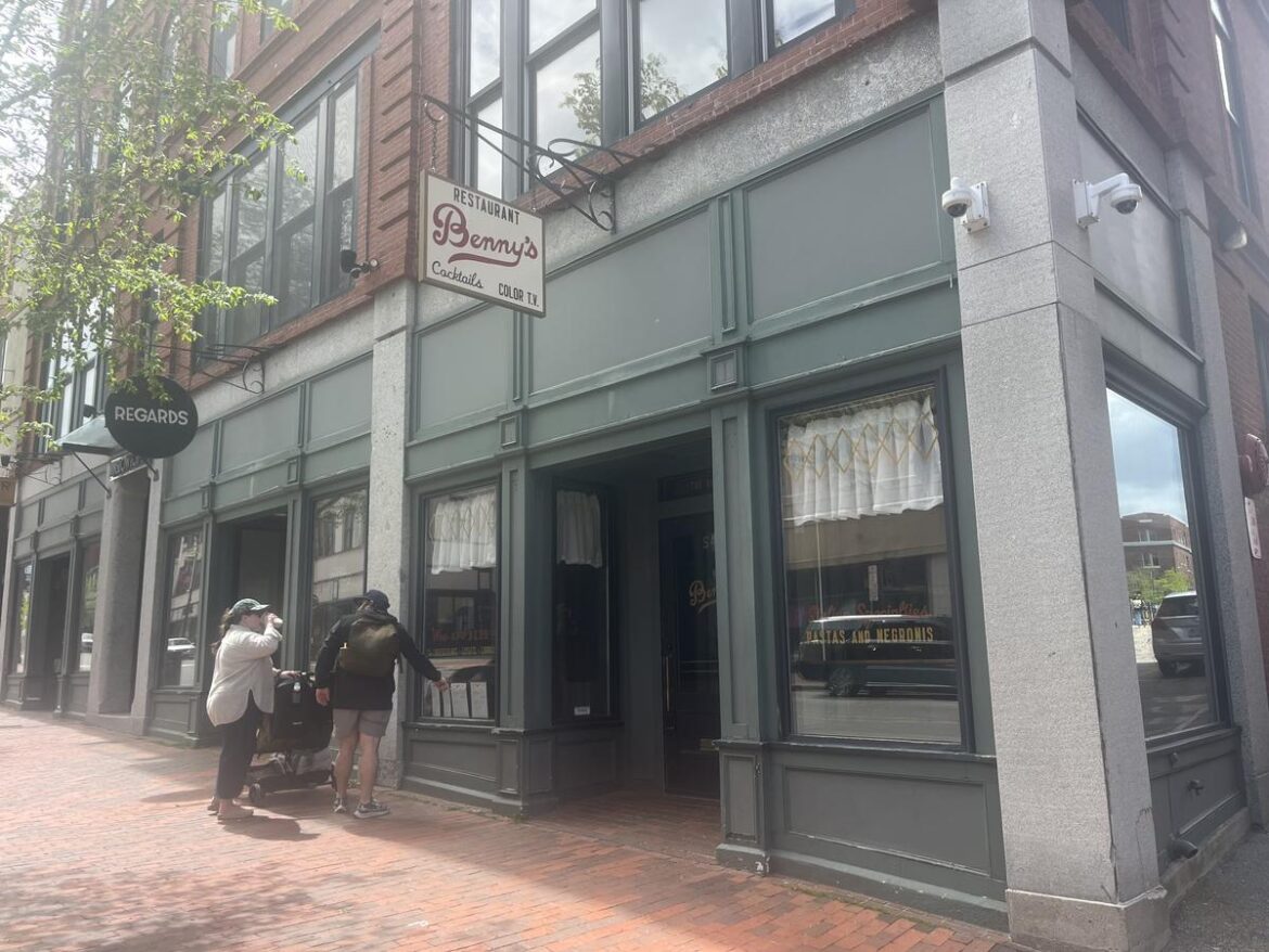 Savor Authentic Italian Flavors At Benny’s Restaurant In Maine Savor Authentic Italian Flavors At Benny's Restaurant In Maine