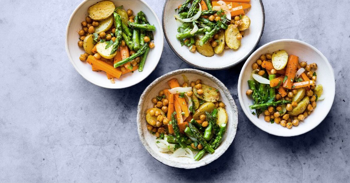 What is a balanced diet, and how can people create one? What is a balanced diet, and how can people create one?