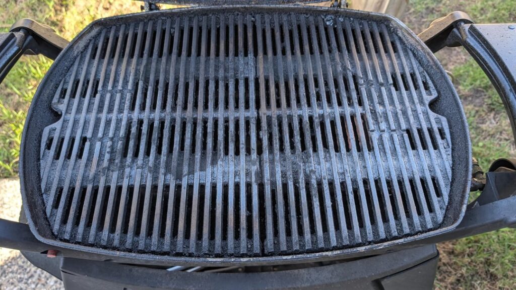Looking for a Grill Scraper, Weber Q 200