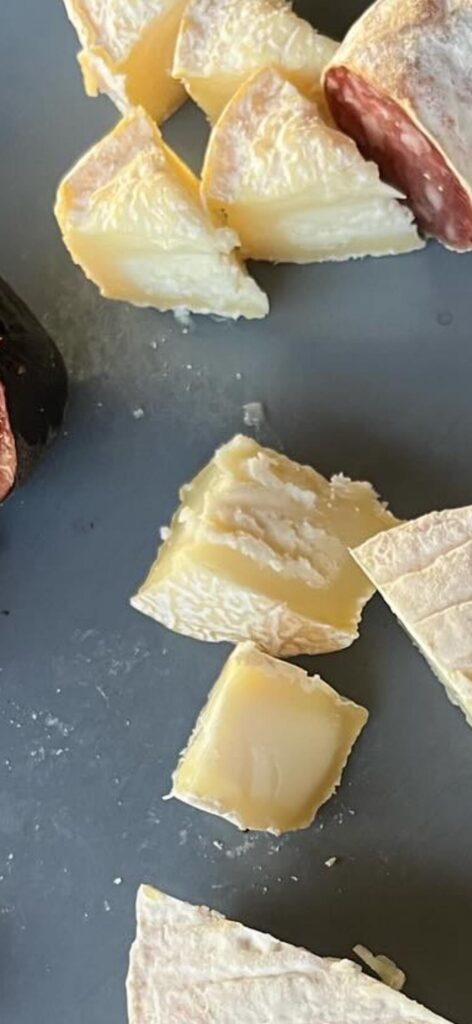 Please help me ID this cheese to find in US