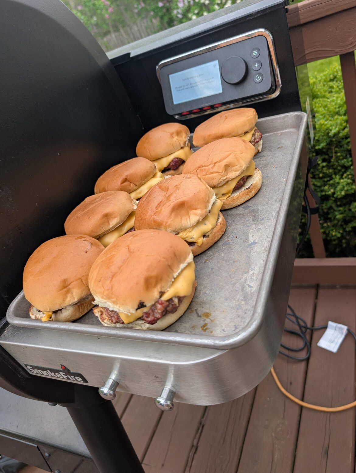 Do you bun the burgers right off the grill, or do you just plate patties and let people bun them themselves?