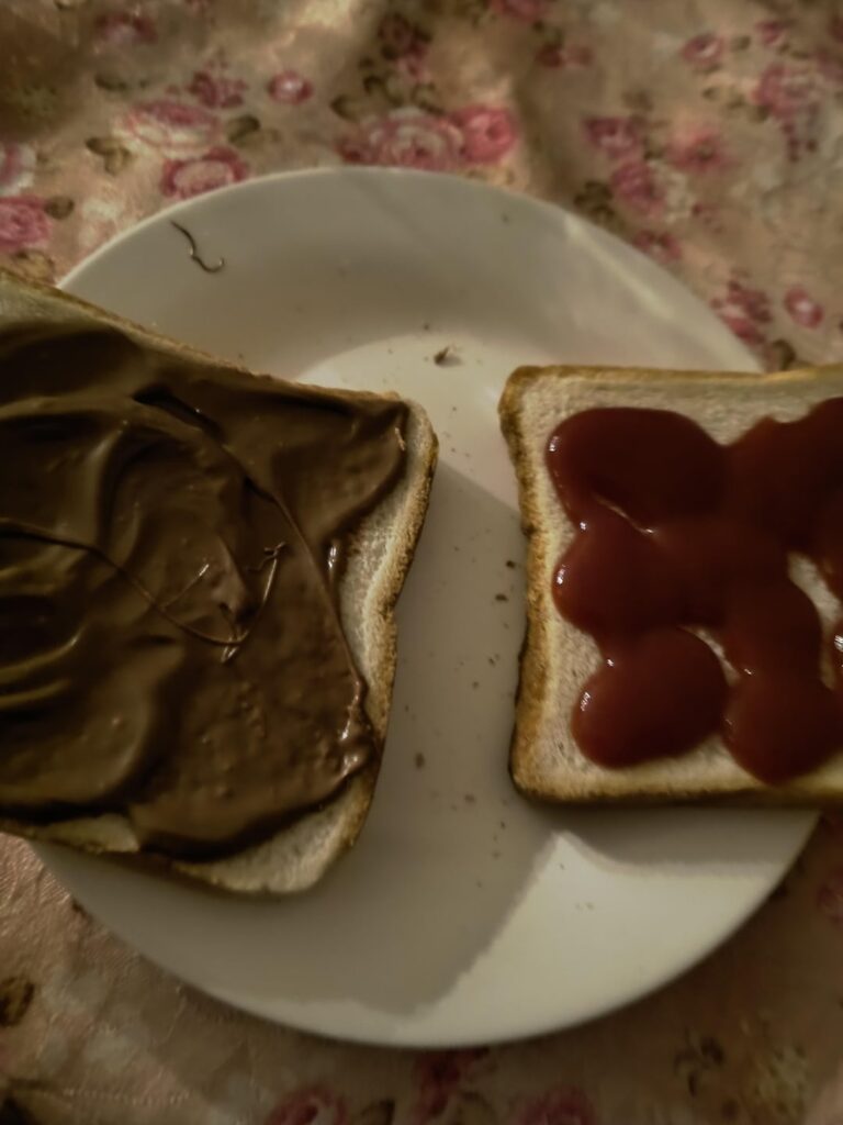 Ketsup & Nutella or should I say...😏