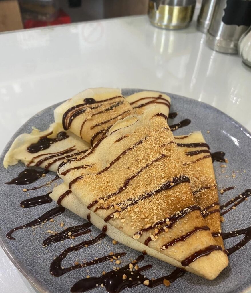 would anyone happen to know how many calories is in these nutella crepes? even a rough estimate :)