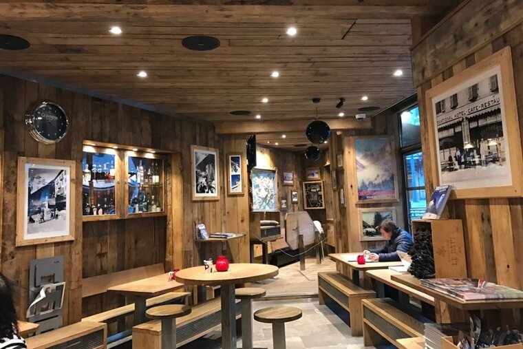 Elevation 1904 Restaurant, Chamonix - Centre interior