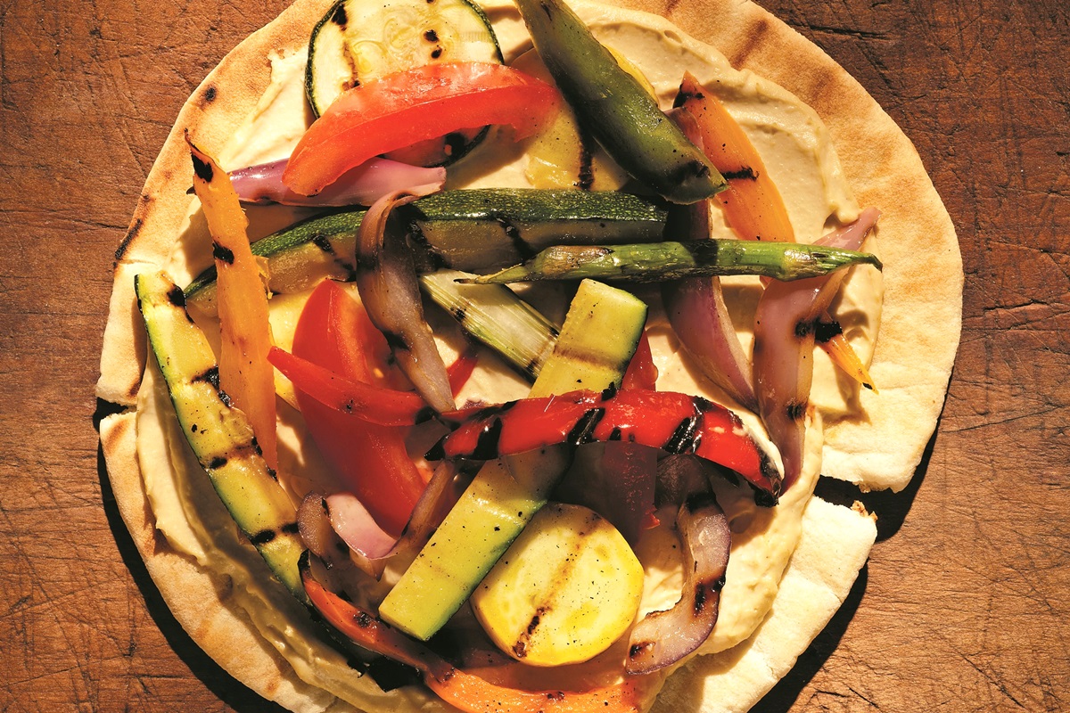 Grilled Vegetable and Hummus Pita Pizza Recipe (dairy-free, vegan, and delicious!)