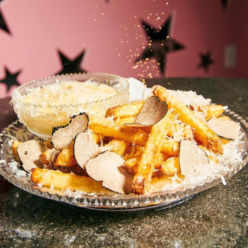 The French fries at Serendipity 3. Photo: @serendipity3nyc/Instagram