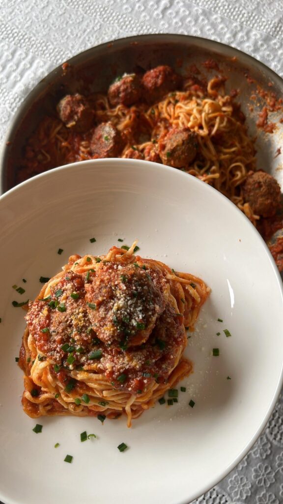 homemade spaghetti and meatballs