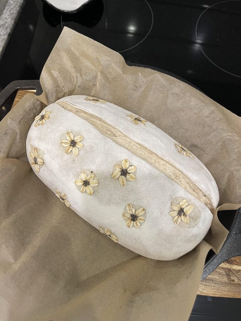 Spring sourdough loaf 🌼