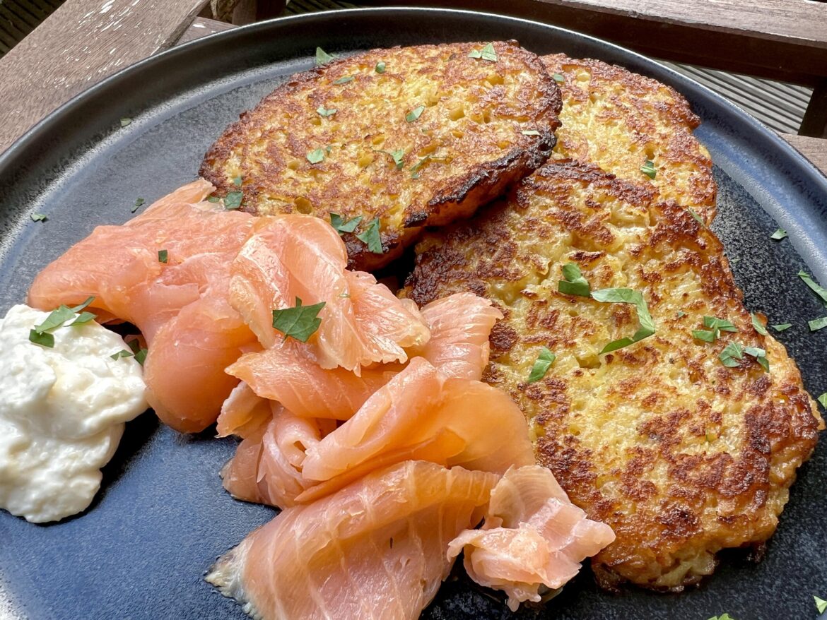 Potato cakes and smoked salmon