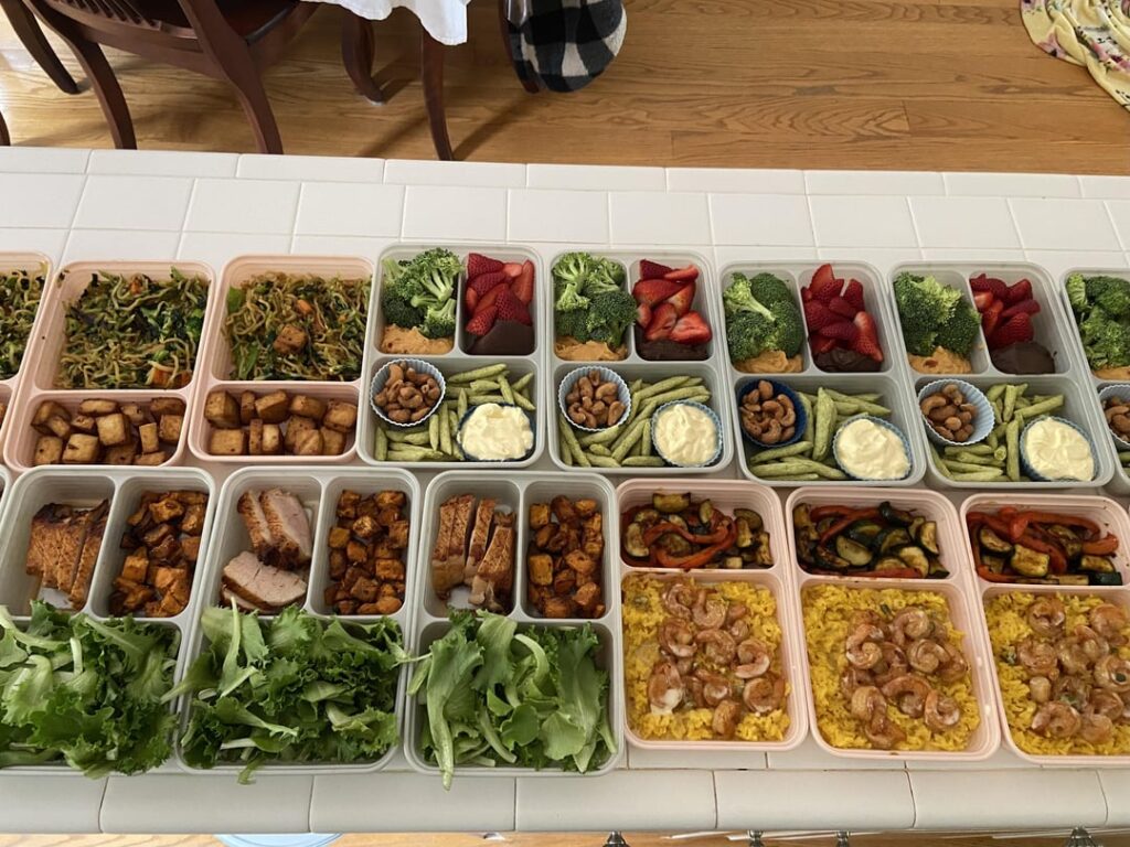 I really appreciated all the support y’all showed me on my last post here, so here’s week 2 of meal prepping to help with depression I really appreciated all the support y’all showed me on my last post here, so here’s week 2 of meal prepping to help with depression