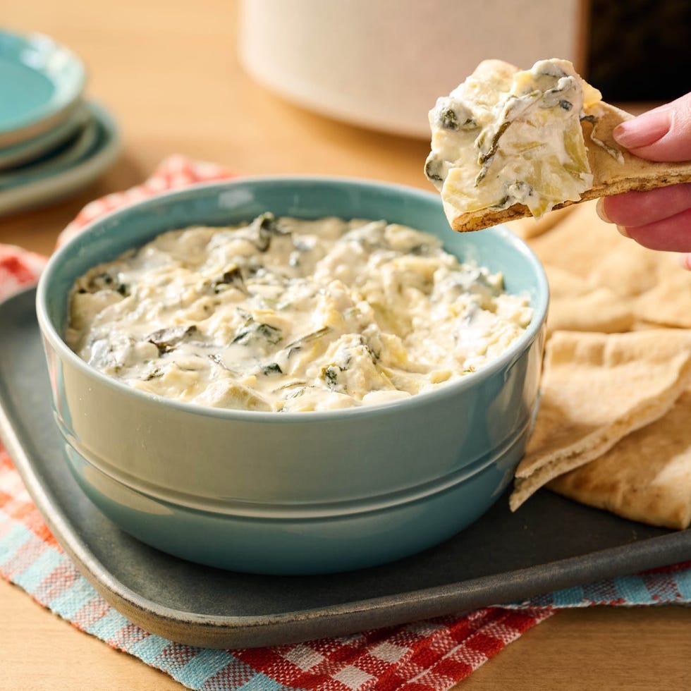 graduation party slow cooker spinach artichoke dip