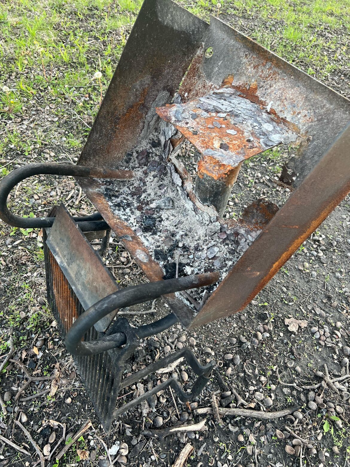 At the park ready for a BBQ, how do I use this thing?