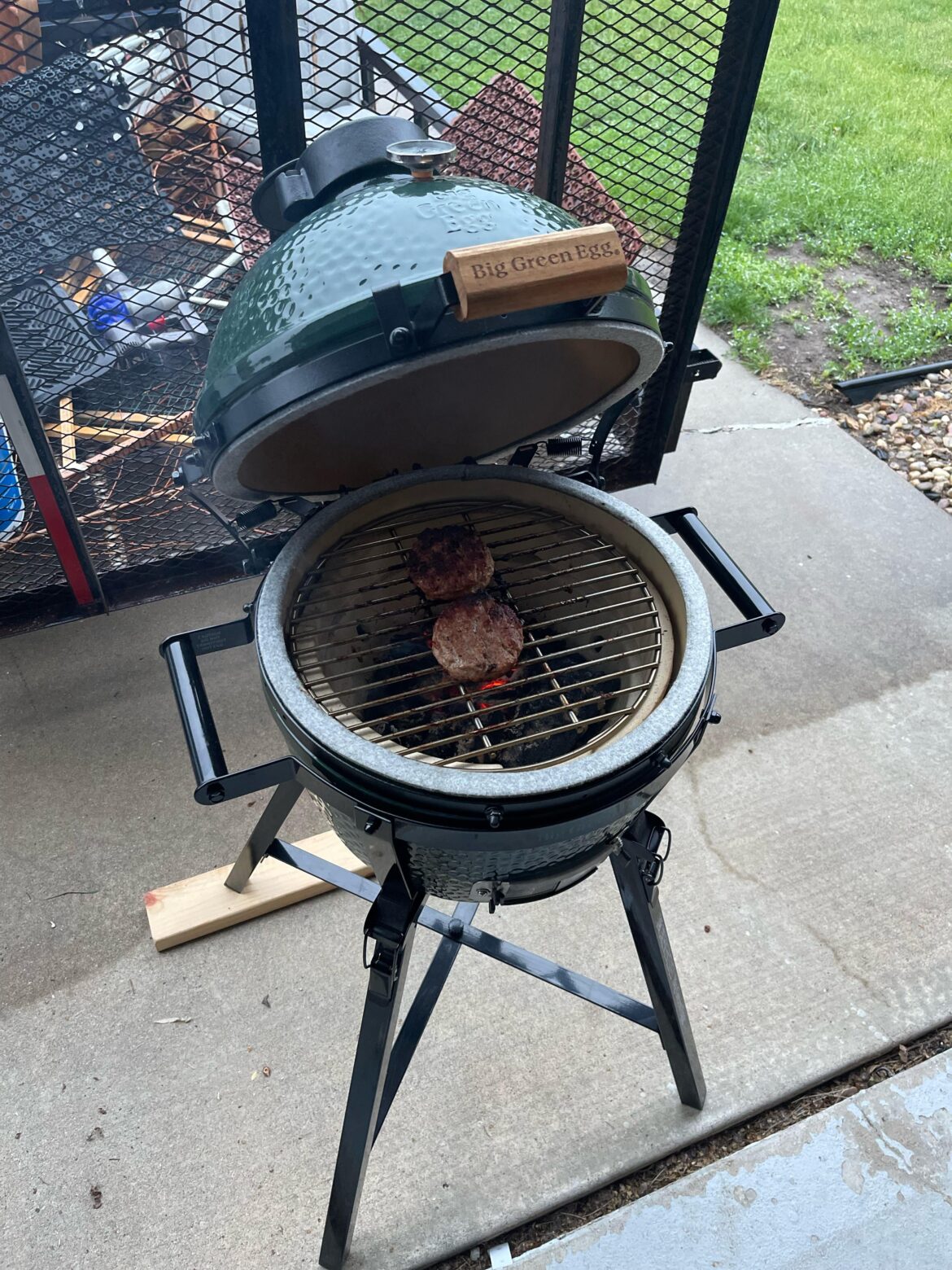 mini max for $350 dude gave up building it and sold it never used. I assembled it the correct way an now fired up some turkey burgers.