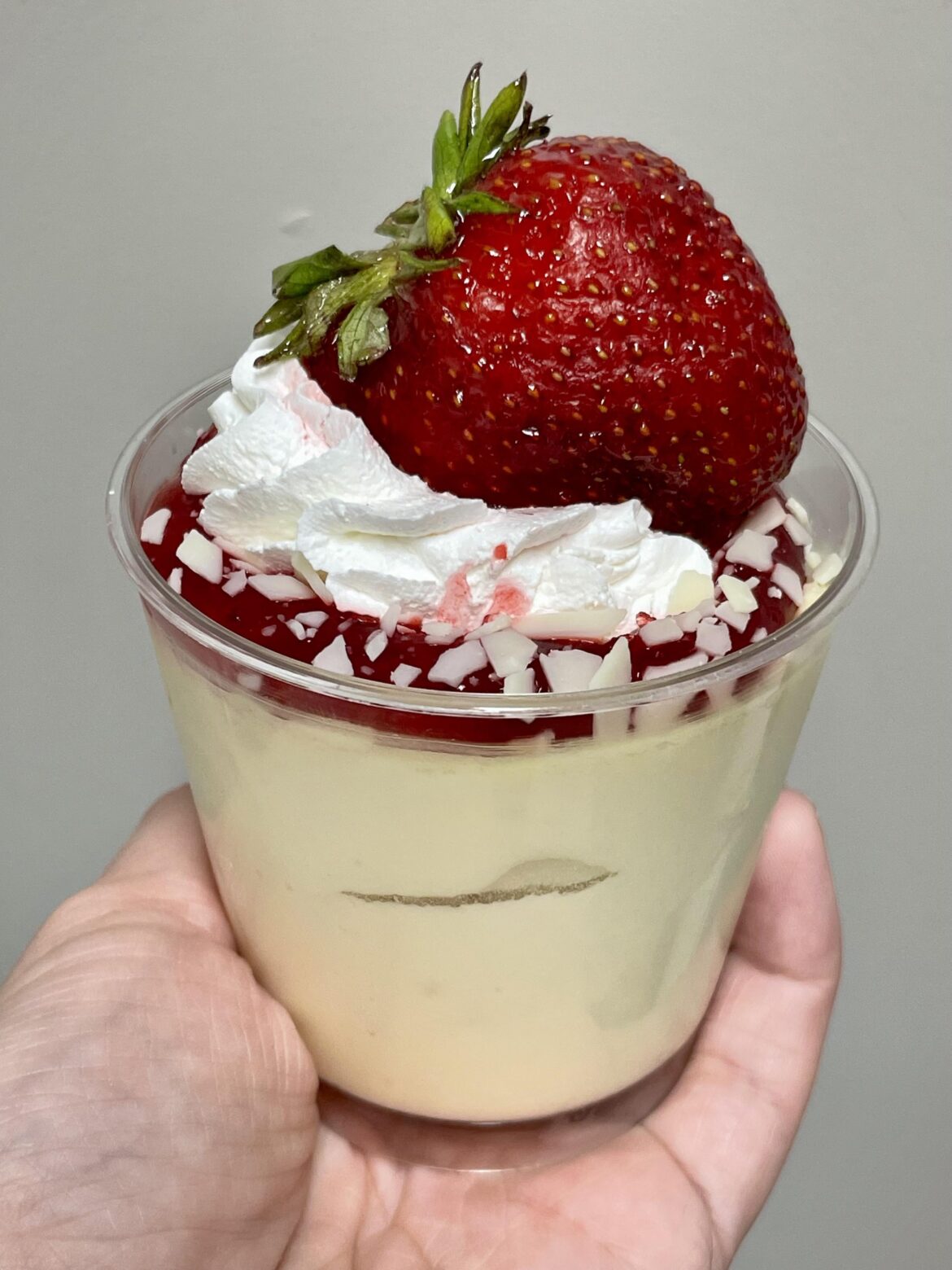 White chocolate strawberry cup