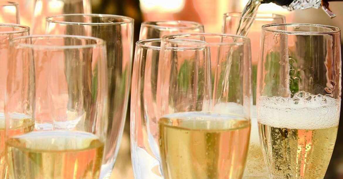 Henkell Freixenet Acquires Full Ownership of Portugal’s Vinicom Henkell Freixenet Acquires Full Ownership of Portugal’s Vinicom