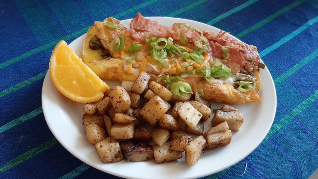 Asparagus and Mushroom Omelet with Bacon and potatoes