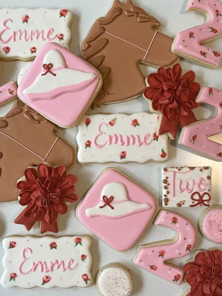 Racing into two!! 🌹🐴 my first day official order!!