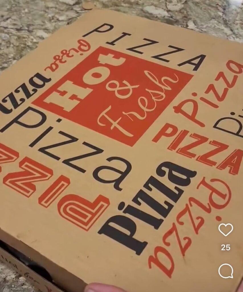 Does anyone in the LA Area or surrounding areas know where these pizzas are from? Does anyone in the LA Area or surrounding areas know where these pizzas are from?