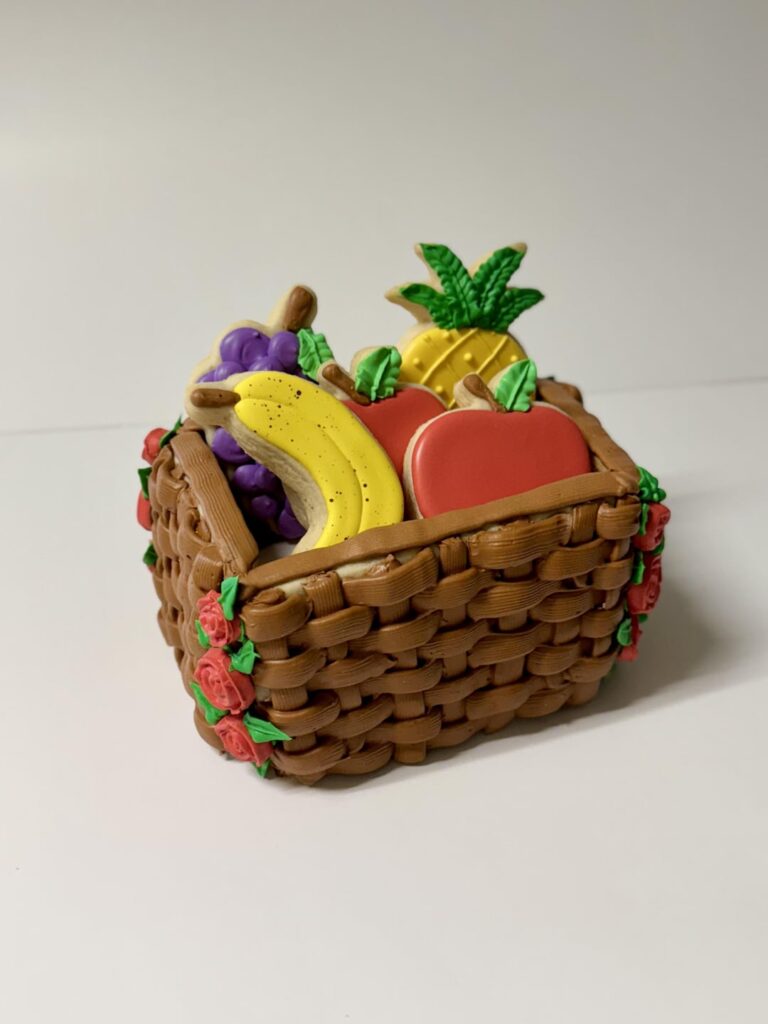 I made an all-cookie fruit basket!