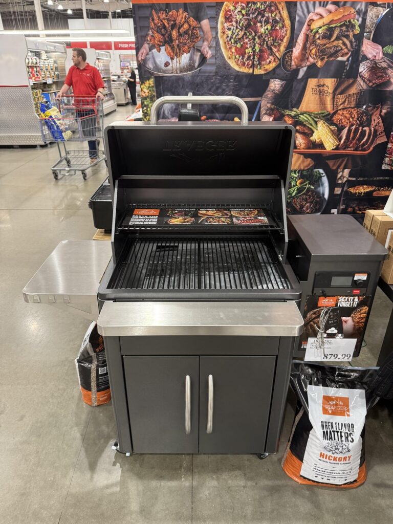 Traeger Silverton 620 or Ridgeline XL?