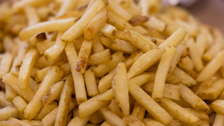 pile of french fries