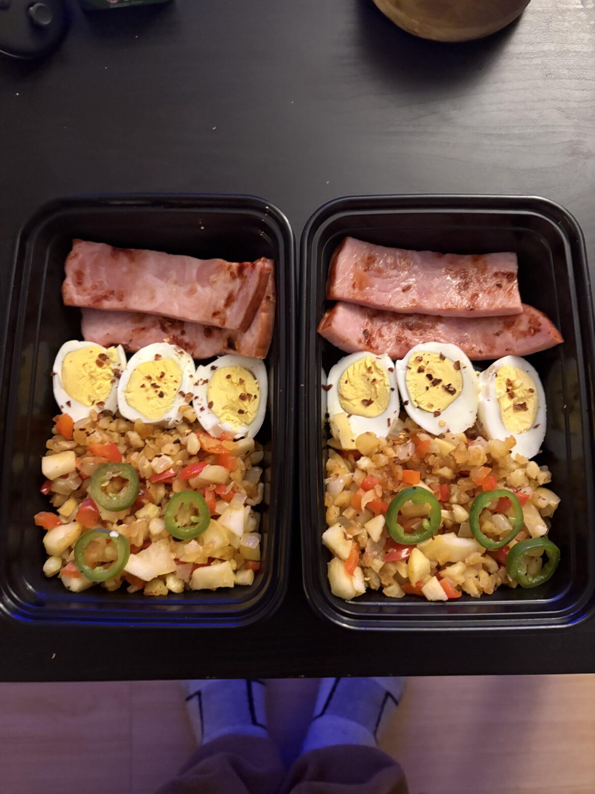 Ham, Egg & Jalapeño apple hash