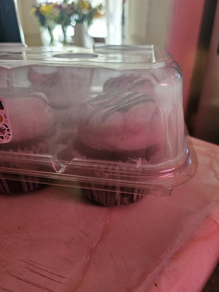 Pleasee helpp calories in oreo cupcake