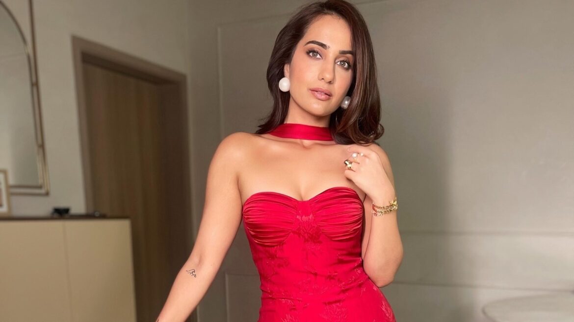 Kusha Kapila reveals her weight loss challenges with fad diets: Why the restricted 800-calorie diet is not for everyone | Health and Wellness News Kusha Kapila