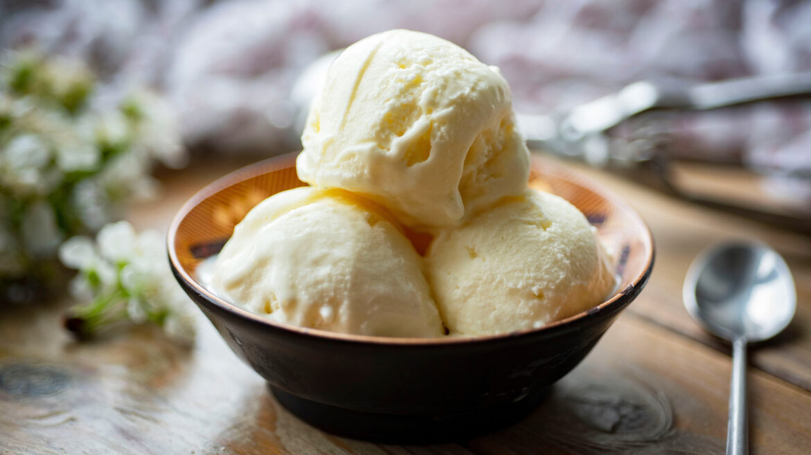 Which Store Brand Has The Best Vanilla Ice Cream?