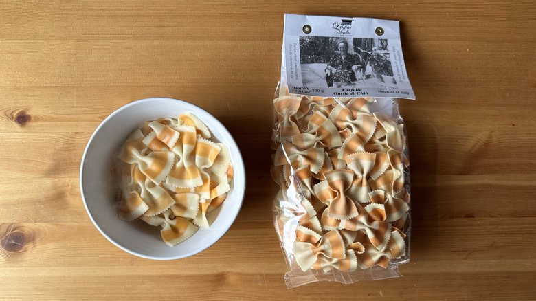 L'Antica Madia Garlic and Chili Farfalle on wooden table
