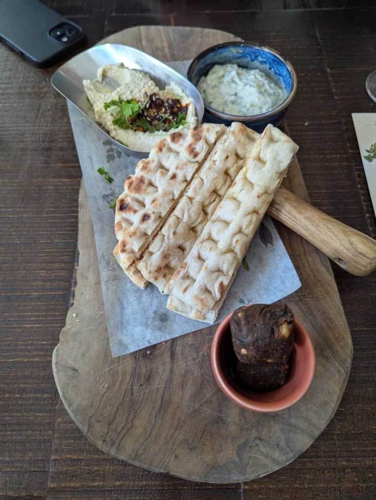 No plates at this restaurant in Ipswich