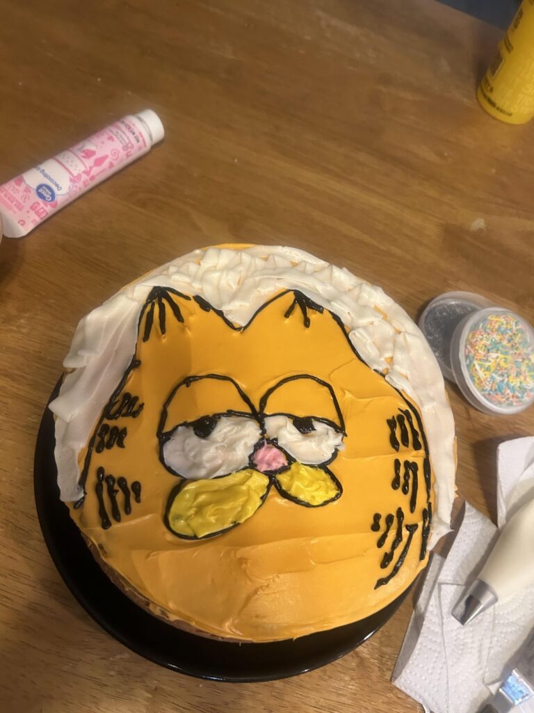 Made a cake with my mom :)