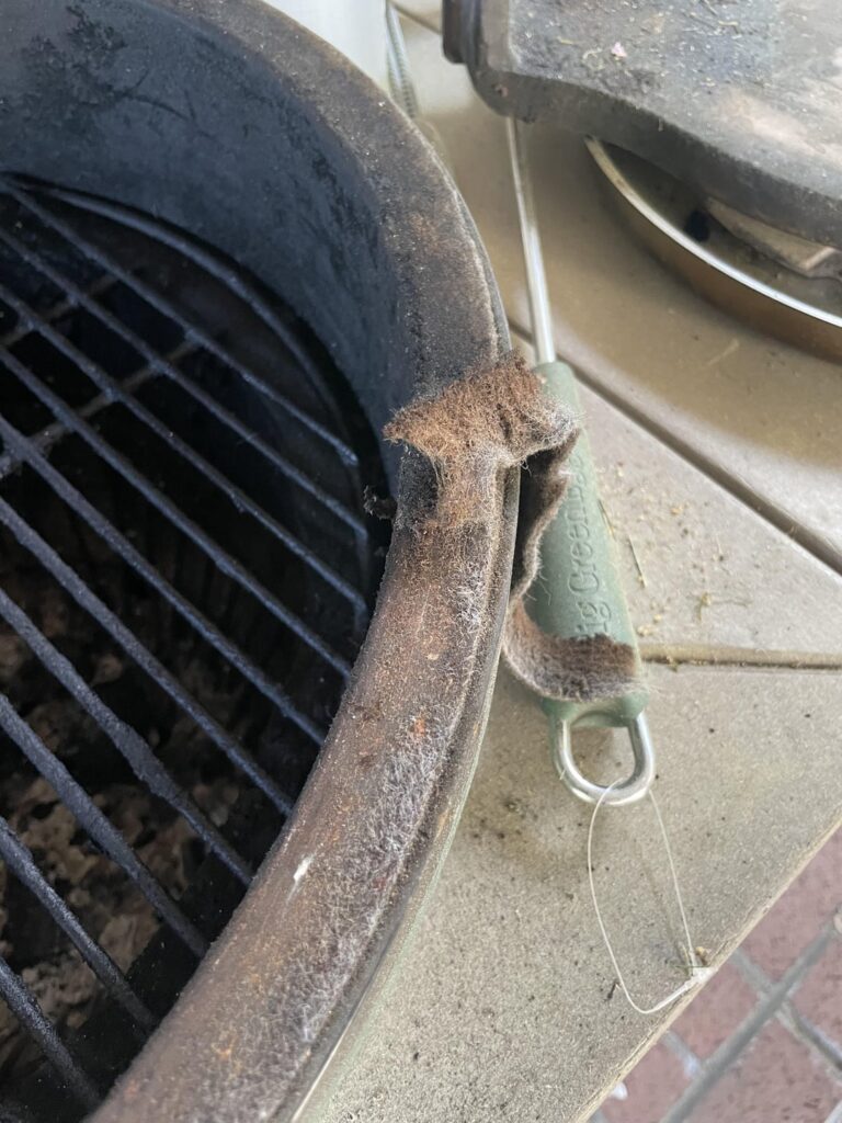 Acquired an ancient BGE a couple of years ago….changed the gasket today
